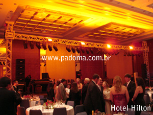 Estrutura de luz para convenção no Hotel Hilton