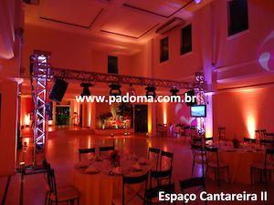 Luz decorativa para festa de debutante em SP - Padoma Eventos