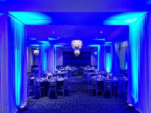 Iluminação cênica LED para decoração de aniversário infantil - Padoma Eventos