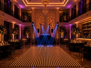 Sonorização e iluminação profissional para balada de Réveillon - Padoma Eventos