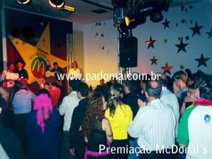 Sistema de caixas acústicas para grandes eventos SP - Padoma Eventos